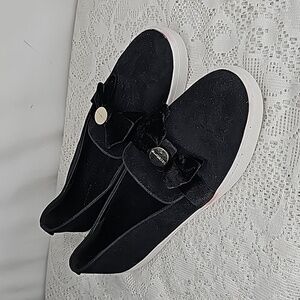 Liz Claiborne Weaver black vegan suede bow slip on penny loafer flats shoes 11